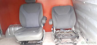 Jedno sedačka pravá vivaro - 2