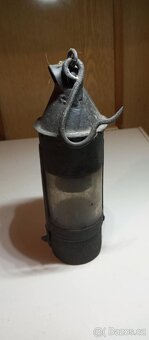 Stará důlní olejová lampa - 2