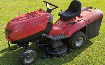 Zahradní traktor CastleGarden TC102 - 2