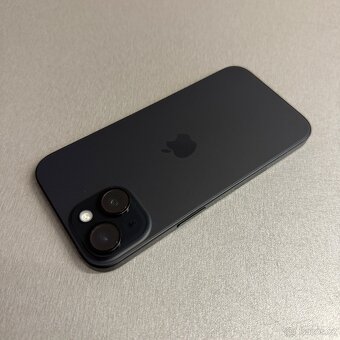 iPhone 15 128GB, 100% baterie, jako nový, 12 měsíců záruka - 2