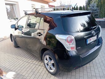 Toyota Verso - 2