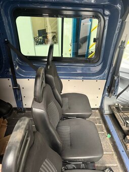 Ford Transit 2016-2025 - přestavba na 6 míst - 2
