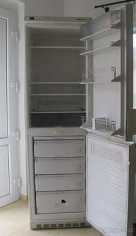 DVOUKOMPRESOROVÁ LEDNICE LIEBHERR - 195cm - A+ - 2