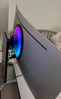 Samsung Odyssey Oled G8 - 2