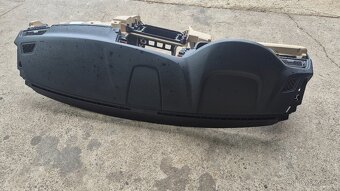 Palubovka BMW F10 F11 - 2