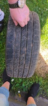 Hliníkové disky, obuté 225/45 R17 - 2