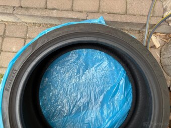 Pneu Pirelli P-Zero HN 235/35 R19 91Y - 2