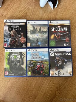 PlayStation 5 s mechanikou + příslušenství - 2