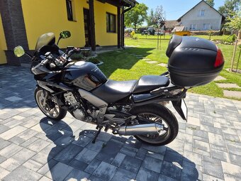 Honda CBF 1000 - 2