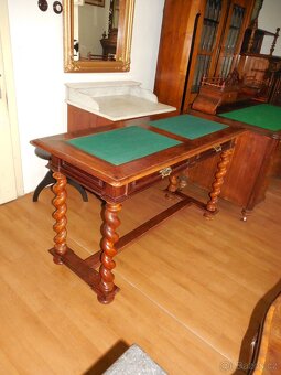 Psací stůl historismus - 2