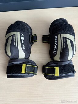 Chranice loktu CCM Tacks AS-V Pro Yth vel. Medium - 2
