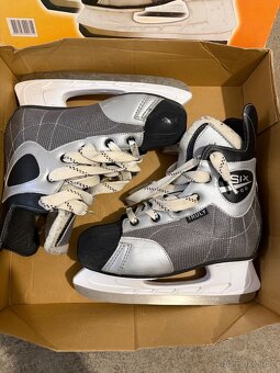 Pánské brusle Six - 2