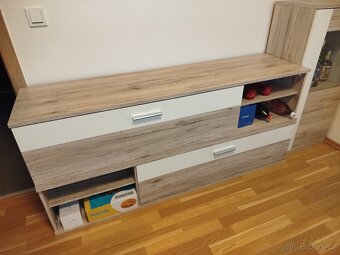 Obývací stěna - 2