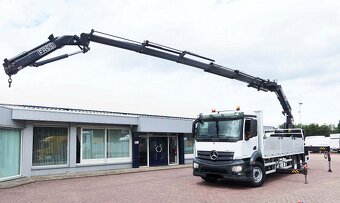 Mercedes-Benz Antos 2830 - valník s hydraulickou rukou - 2