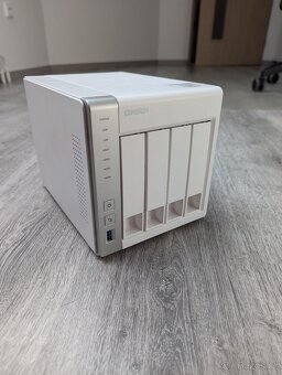 Qnap NAS TS-431 3.bay s chybou - 2