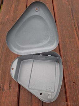 kastlík pérák bateriový - 2