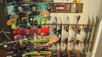 LYŽAŘSKÉ VYBAVENÍ DO PŮJČOVNY - 2