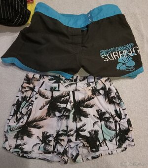 DÍVČÍ OBLEČENÍ -TRIKA-VEL-134/140 - 2