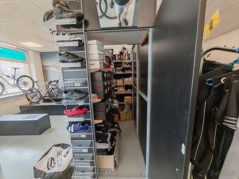 vybavení prodejny - cykloobchodu - 2