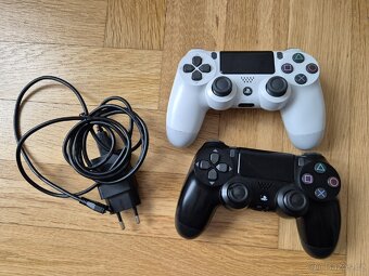 PlayStation 4 Slim 500GB - 2