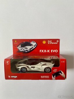 Model auta Ferrari FXX-K Evo Shell, Bluetooth ovládání - 2