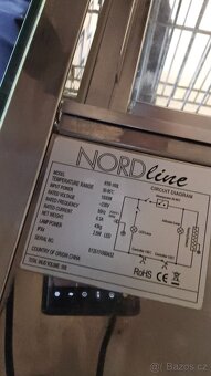 Nordline ohřívání, vitrína - 2