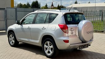 Toyota RAV4 //2.2D-4D//100kW//4X4//EXECUTIVE//1.MAJ// - 2