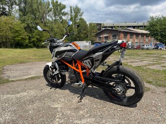 Ktm duke 690 2012 - 2