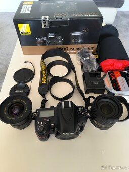 Nikon D600 , FX, 2x objektiv - 2