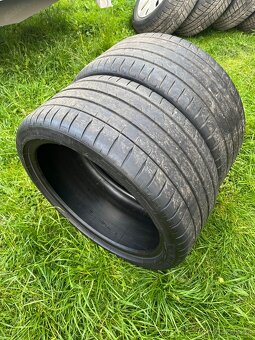 Michelin Pilot Sport 4S 255/35R19 - 2