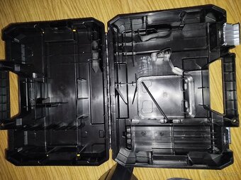 Kufr DeWALT - 2