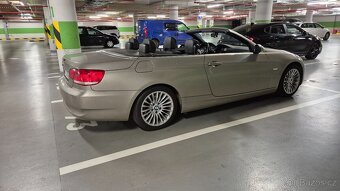 BMW e93 320i - 2