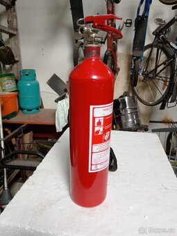 Lahev co2 - 2
