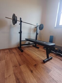 BENCPRESS S TYČÍ - 2