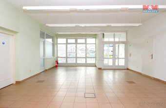 Prodej obchod a služby, Hradec Králové, ul. Vážní - 2