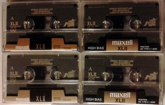 Audiokazety maxell XLII 90 - 2