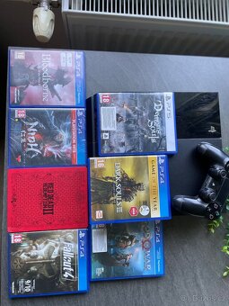 Playstation 4 - 2