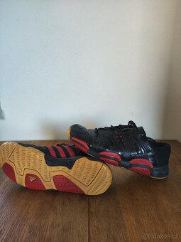 Adidas Court stabil - 2