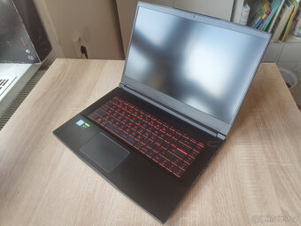 MSI GF63 Thin 9SC (15,6" FullHD, i7-9750H, 32GB RAM, Nvidia - 2