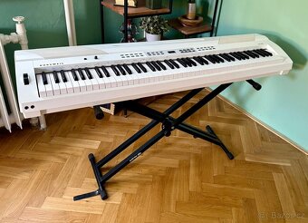 Klávesy Kurzweil KA90 s kompletním příslušenstvím - 2