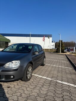 Volkswagen Golf 5, 1.6 75kW - 2