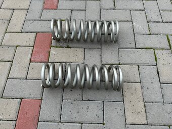 Volha Gaz 21, Gaz 24, přední pružiny - 2