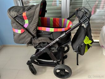 Kočárek s příslušenstvím - 2