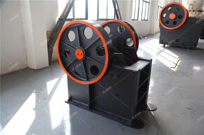 Prodám Drtič na Kámen JAW -PE 400x600 - 2