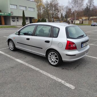 Honda Civic 7g 1.4 16V - 2