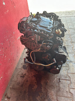 Motor Renault Espace 2,0DCI M9R B8 110KW prodám - 2