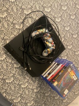 PlayStation 4 paměť 1TB - 2