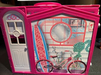 Domeček pro panenky - 2