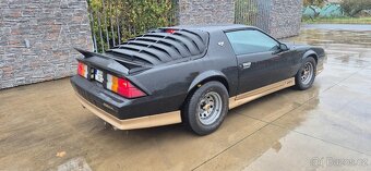 Chevroler Camaro Z28 IROC V8 Targa - 2