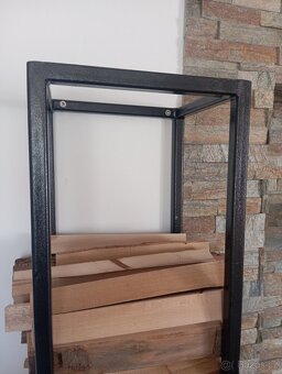 Stojan na palivové dřevo - 2